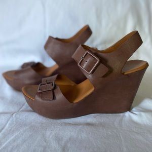 Cute brown wedges